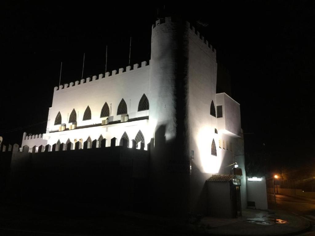 Alcalá de Guadaira El Castillo מראה חיצוני תמונה